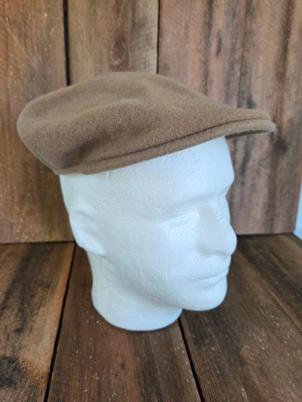 KANGOL 100% Pure Virgin Wool Cap Hat Cabbie Newsboy Size M 21" Camel Tan Color